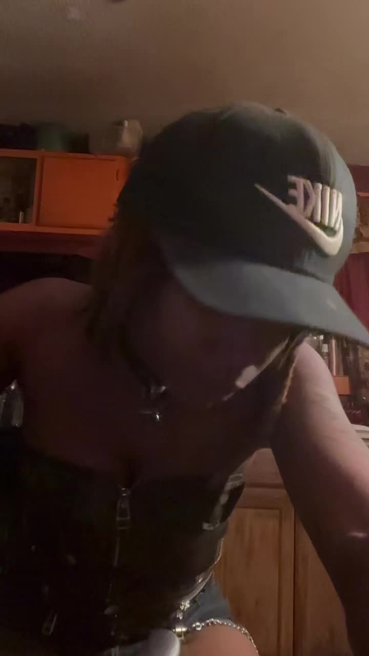@SmirskyMonroe