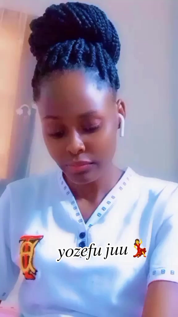 @V. I. V. I. A. N. L. U. X. 🦋