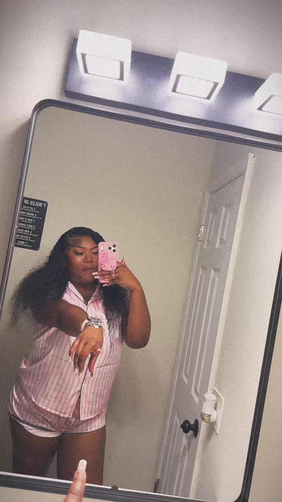 @TheeeGoatt🖤