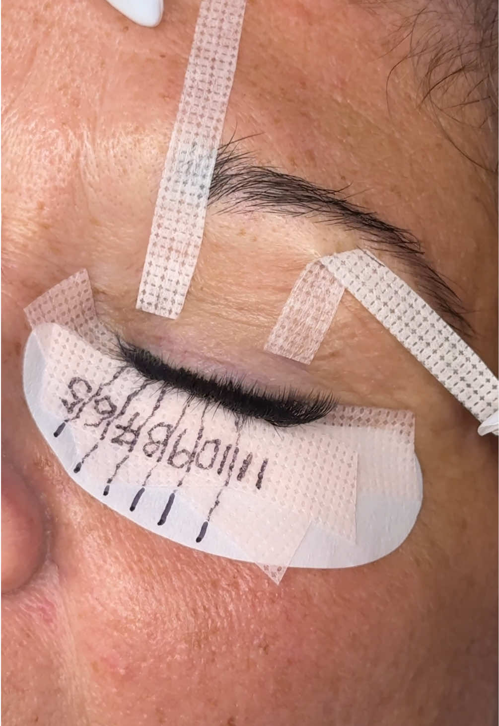@Mauvella Lash Academy