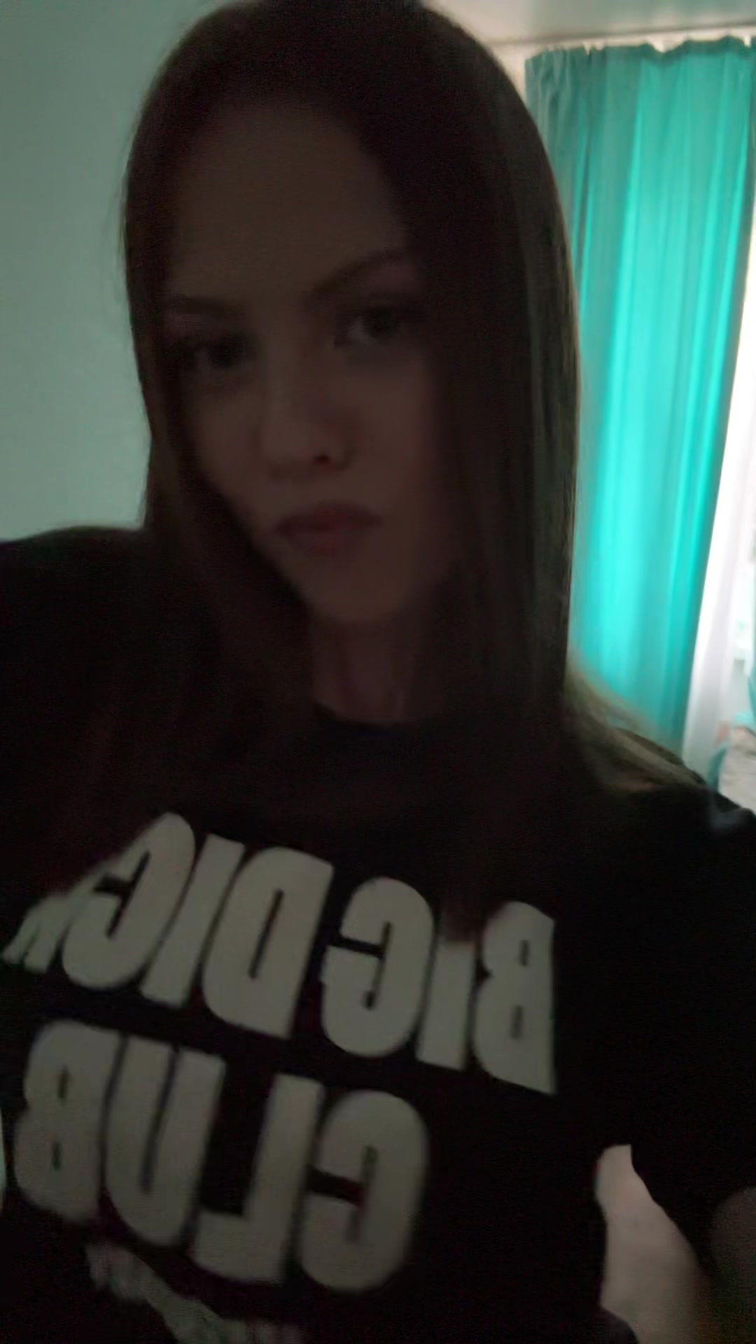 @༒
