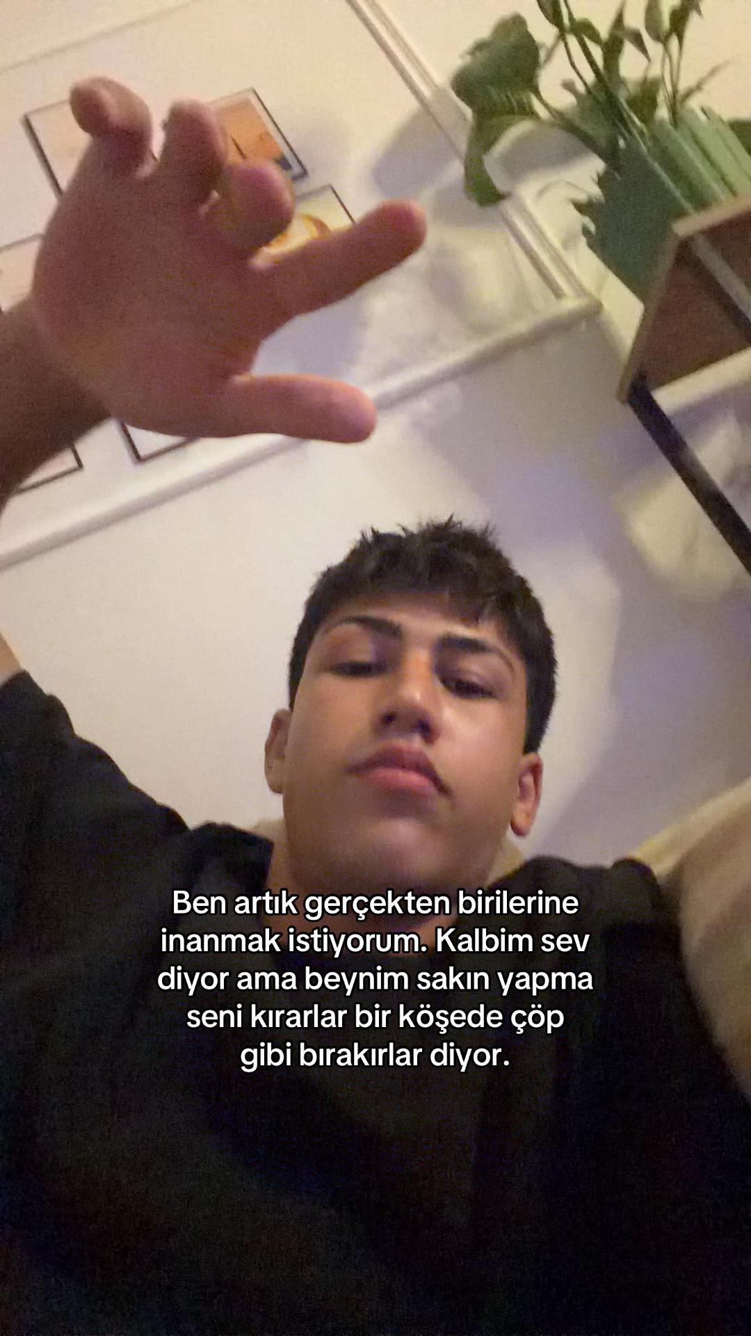 @Yakup Lim