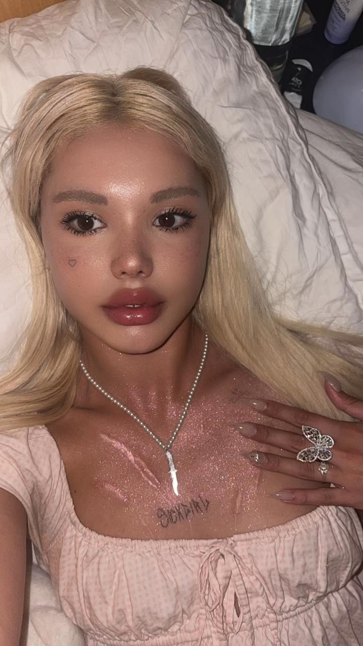 @krankebarbie