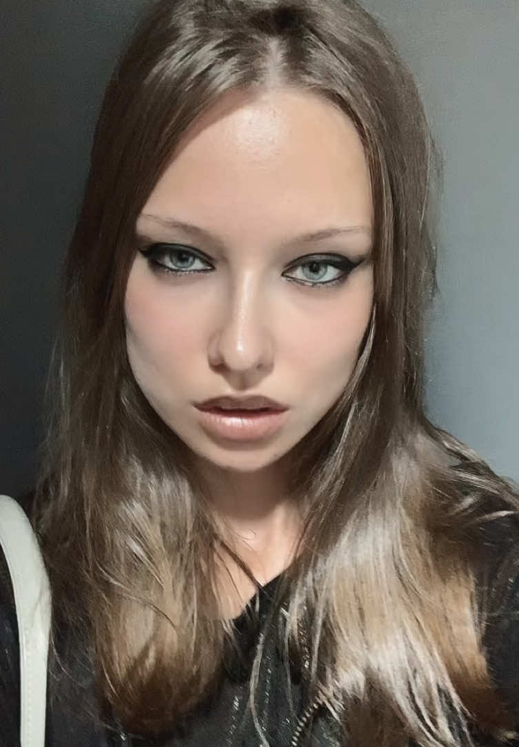 @ulyana loginova