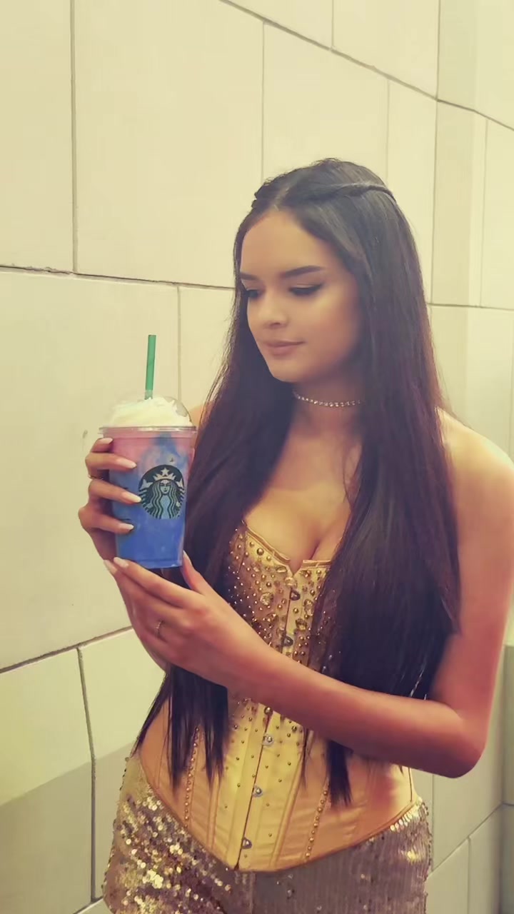 @isabella