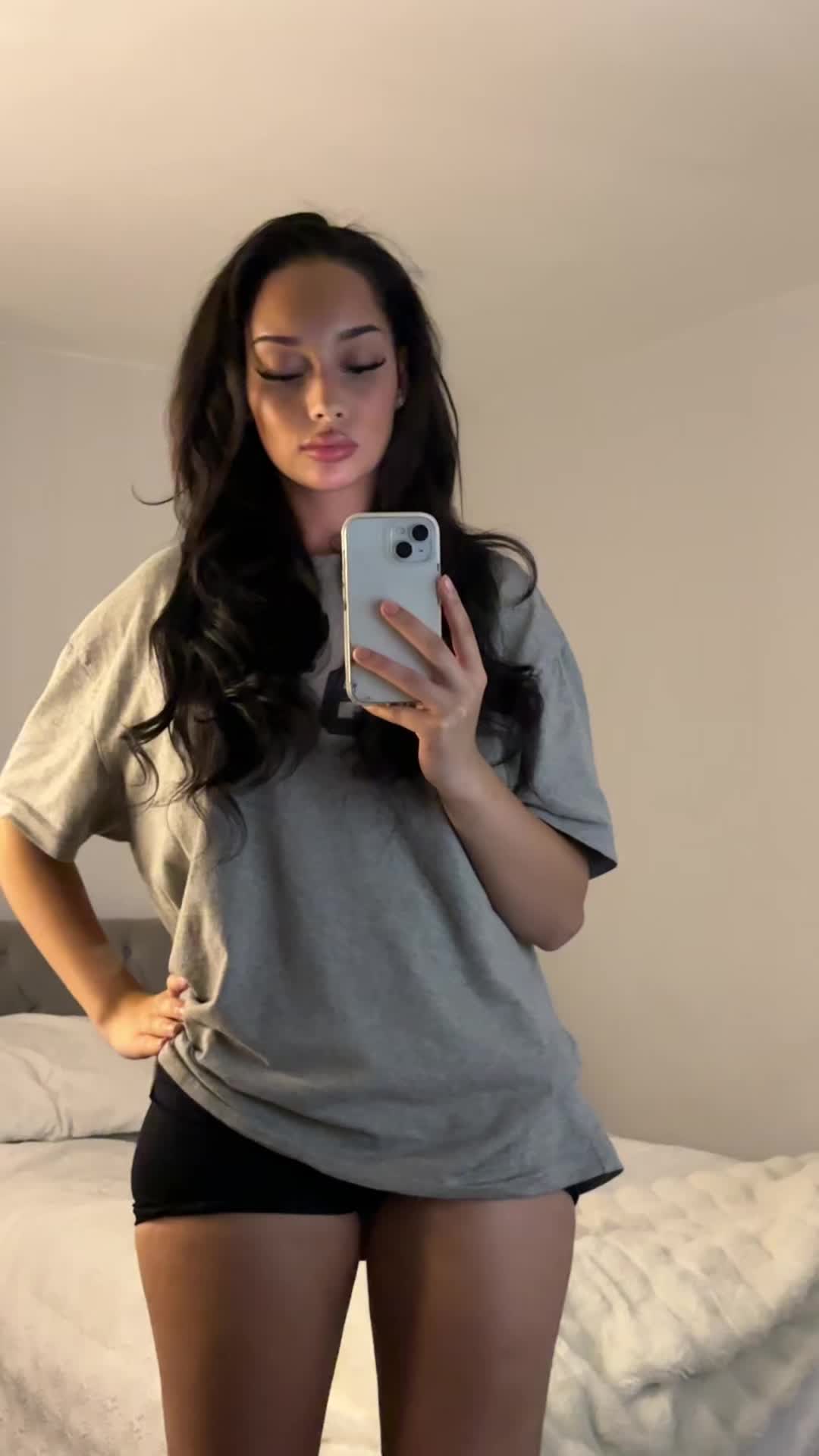 @MEEKAA