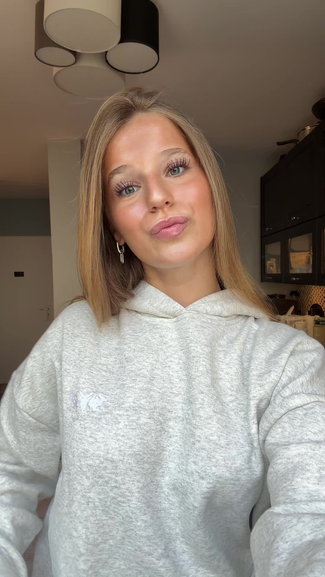 @𝑖𝑙𝑣𝑦