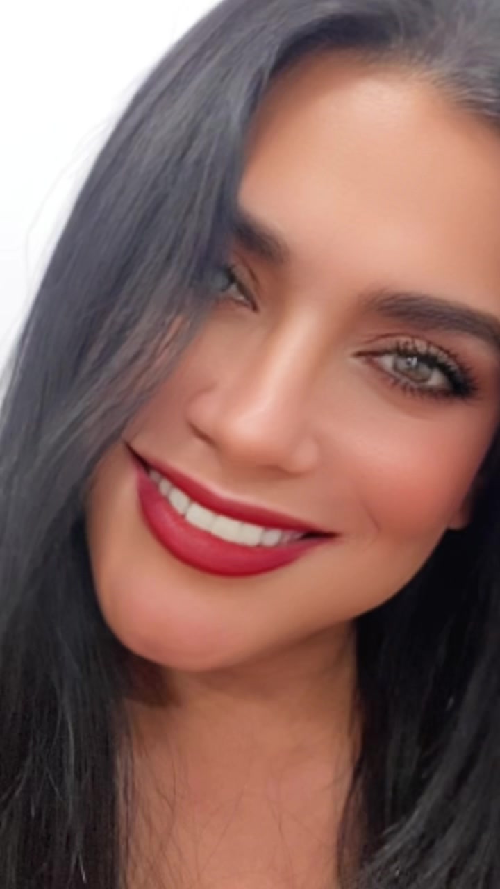 @Johanna&ensp;Alvarez