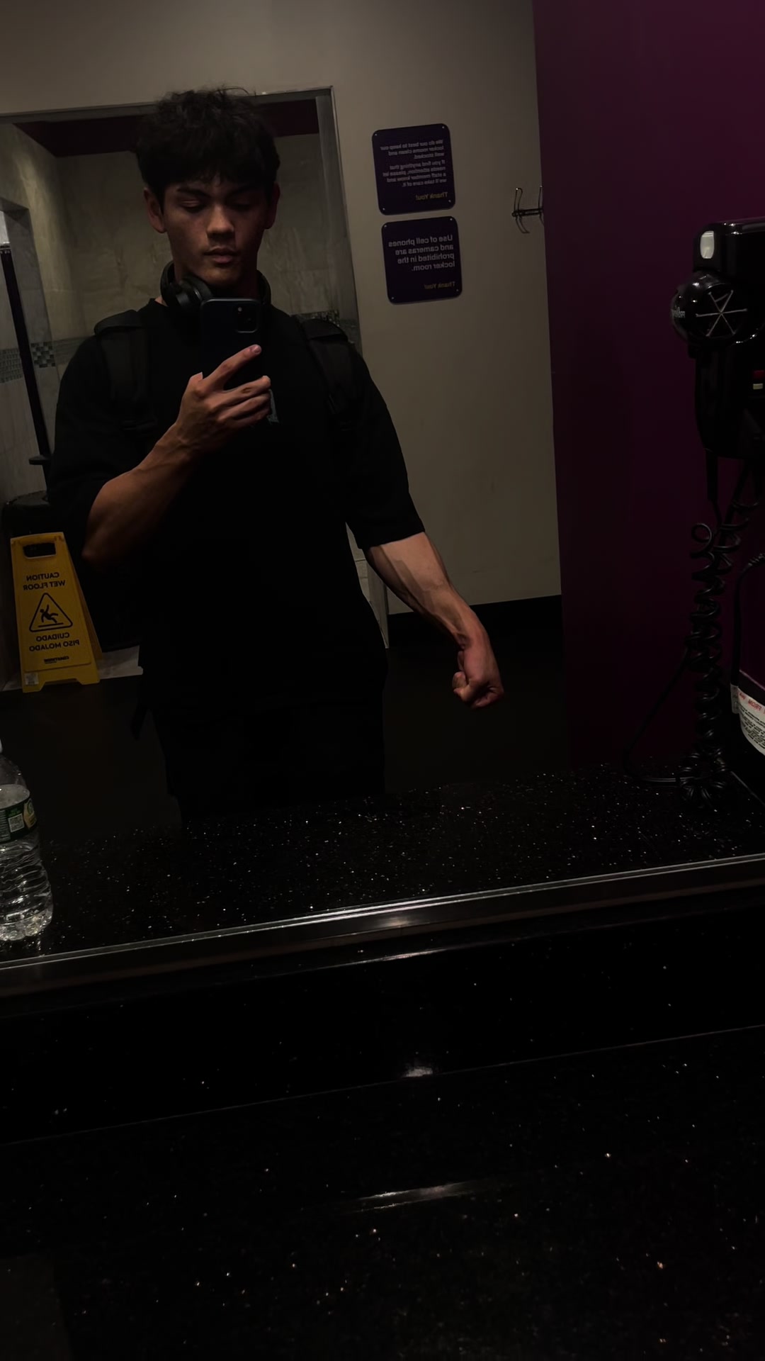 @LTRLogan😼