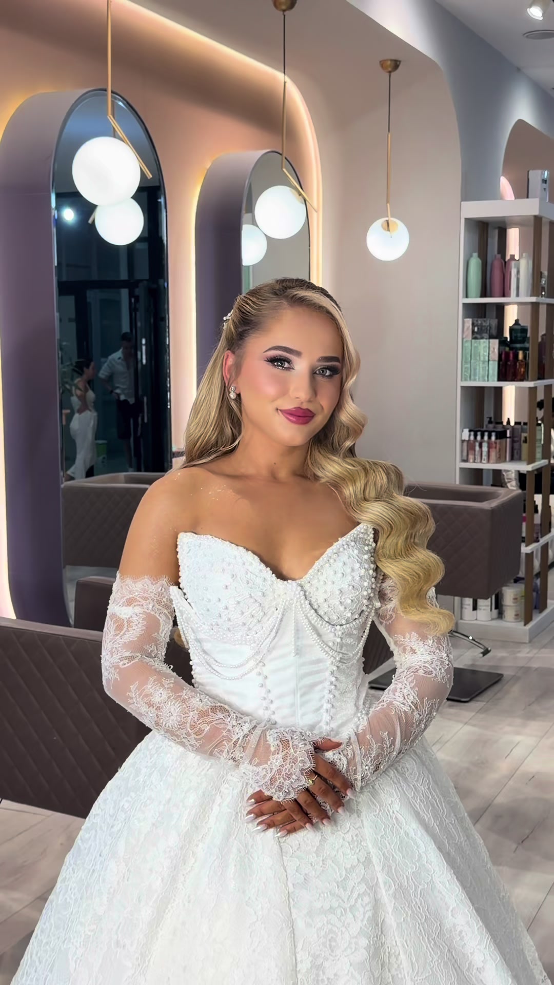 @hair_makeup_artist_Mario
