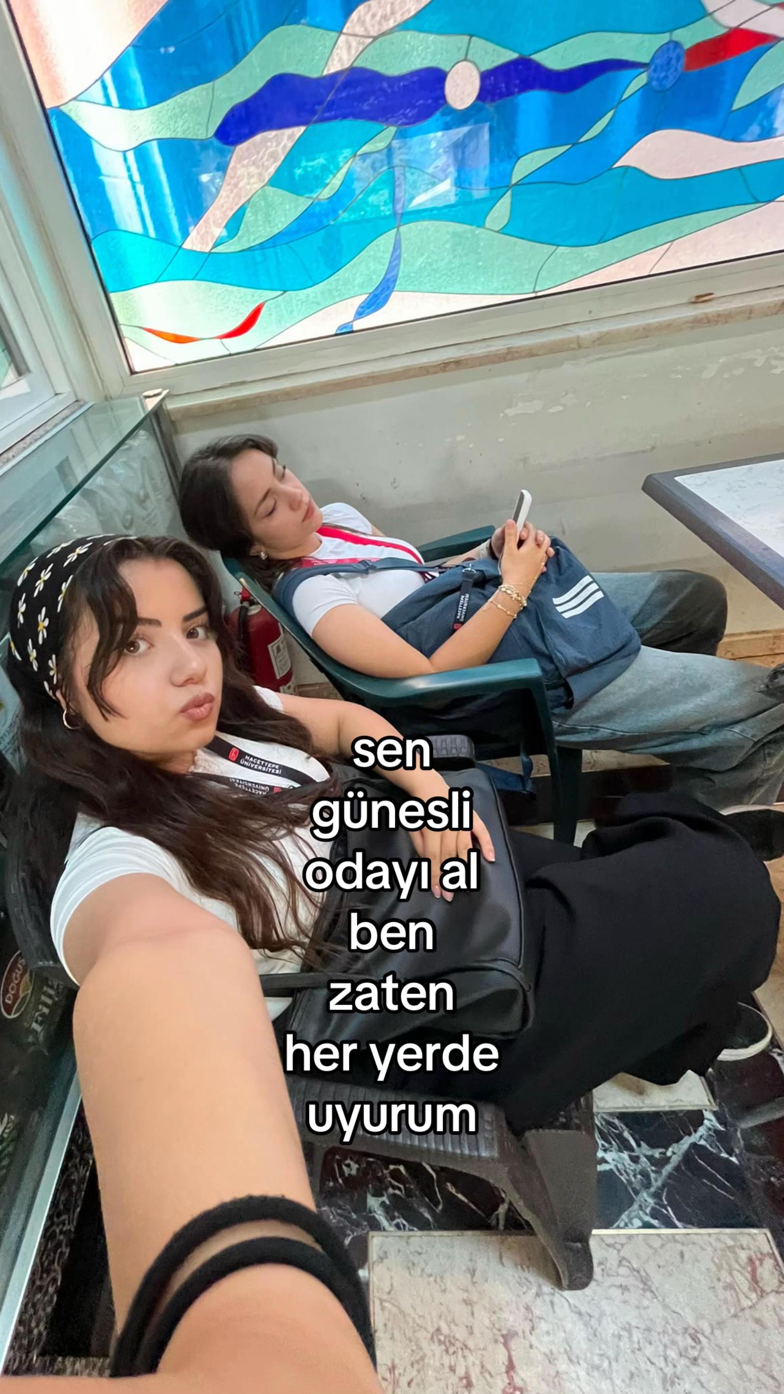 @Ceren✨