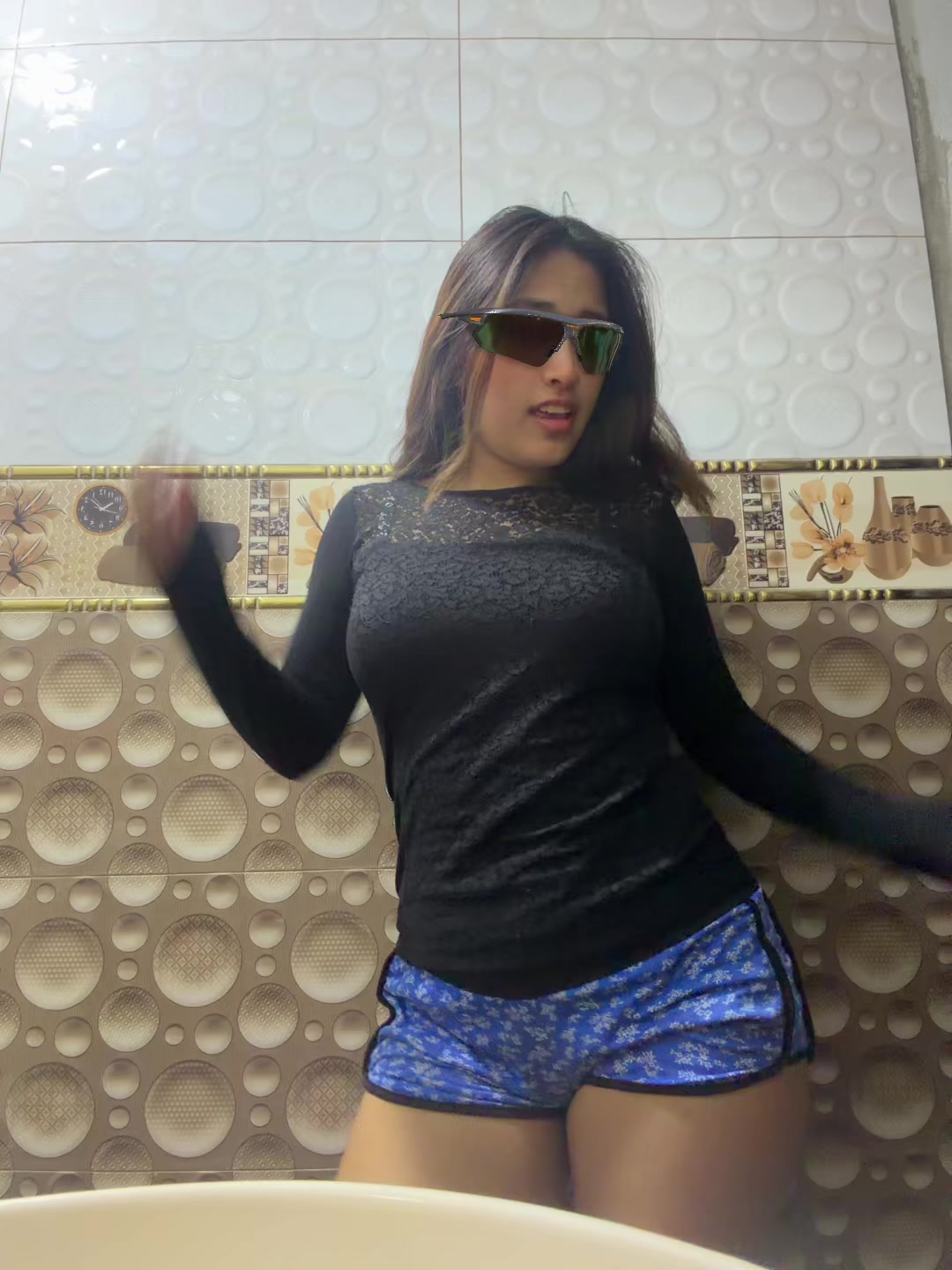 @C A M I L A