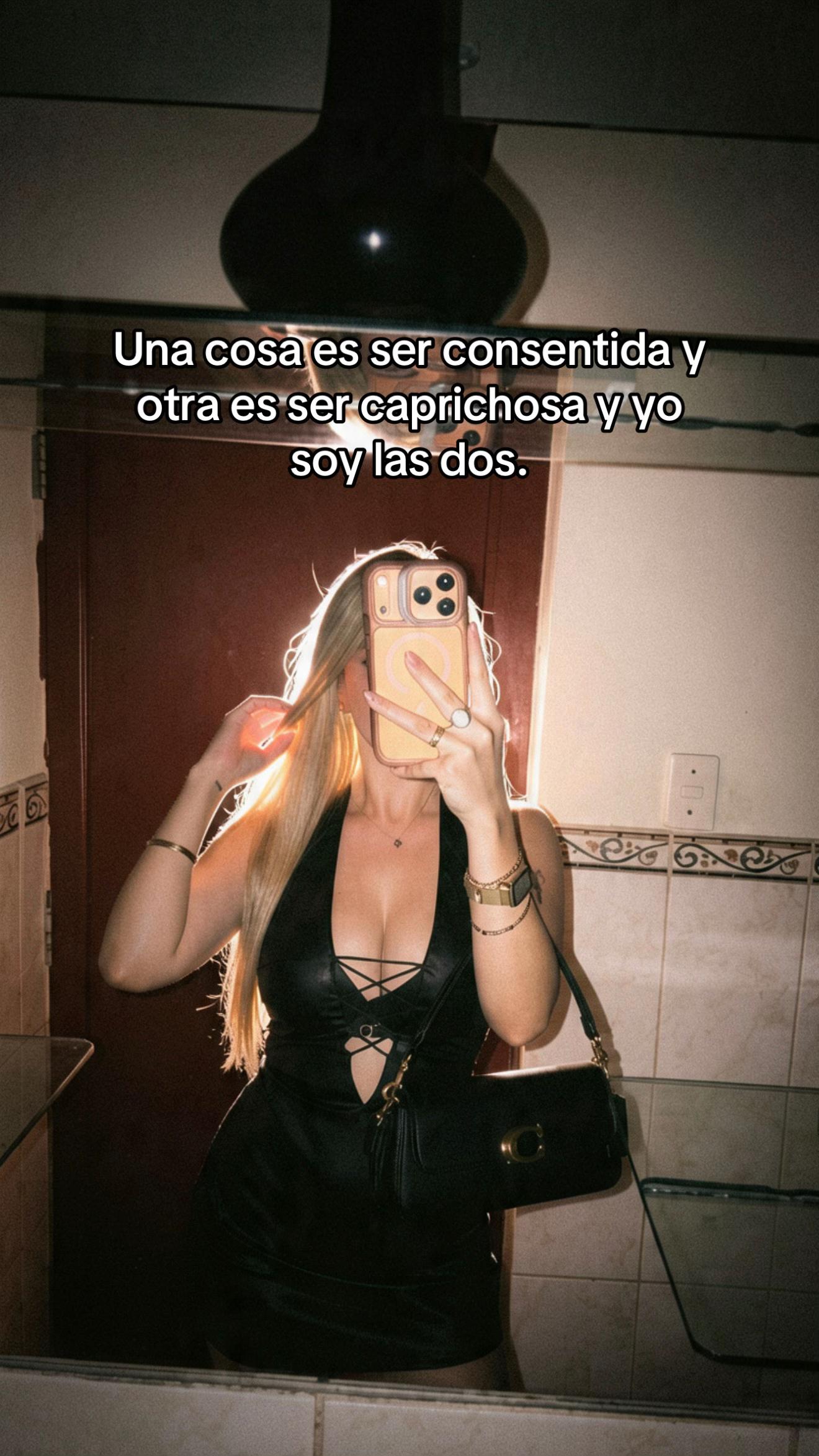 @Elena Chac&oacute;n
