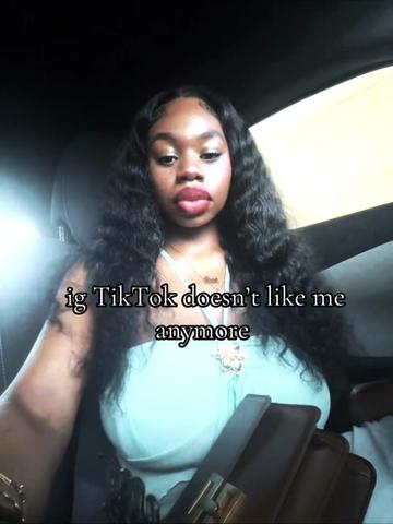 @Nina🧍🏾&zwj;♀️