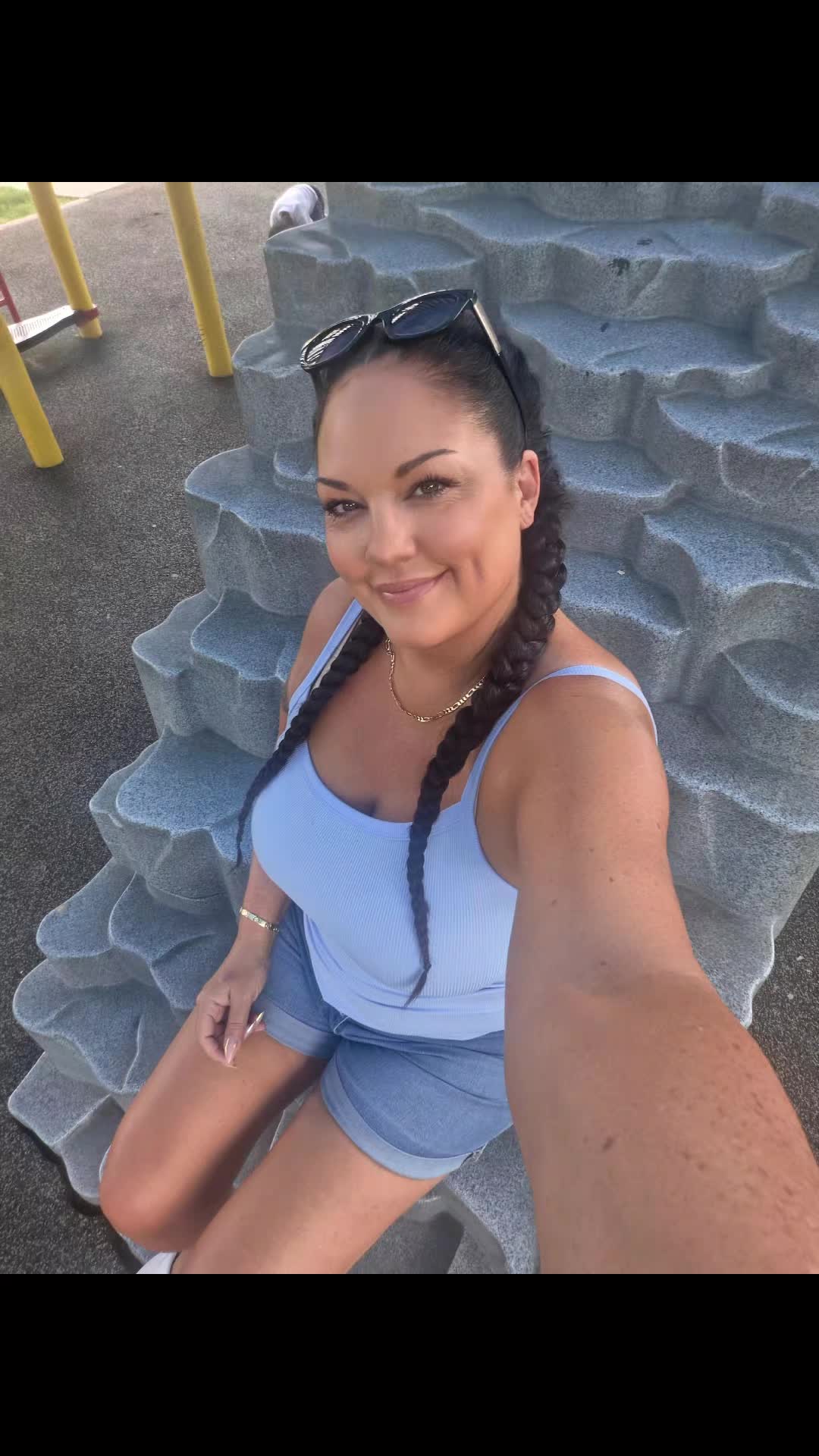 @lauradawn429