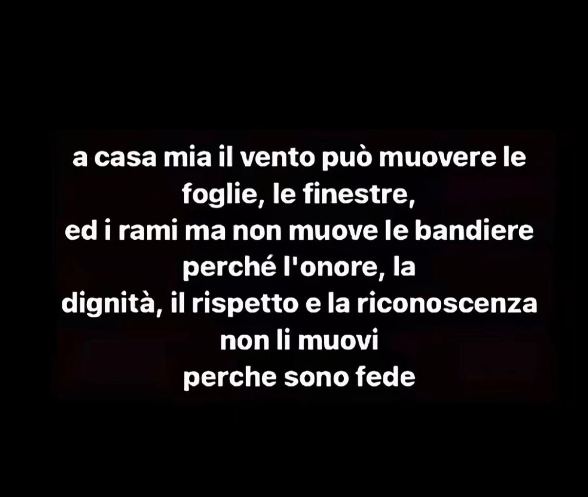 @karola💜