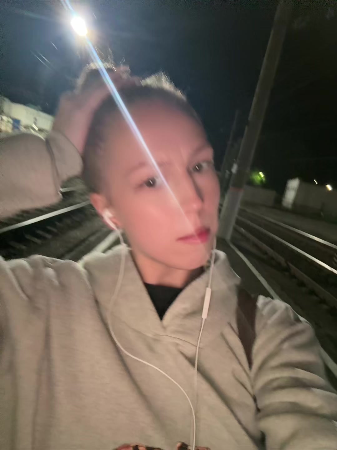 @джонияр