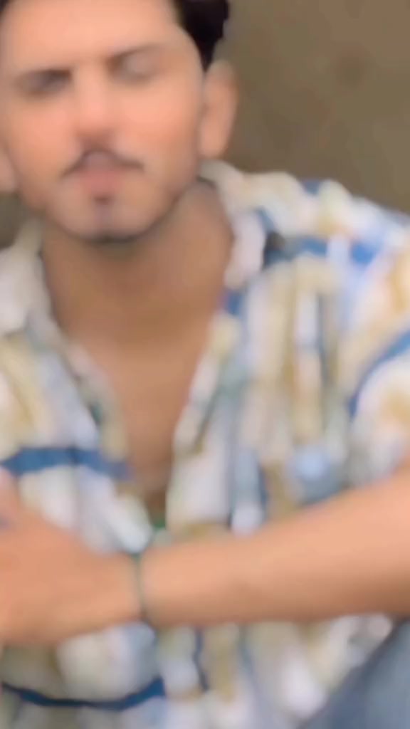 @Basuu💓👀