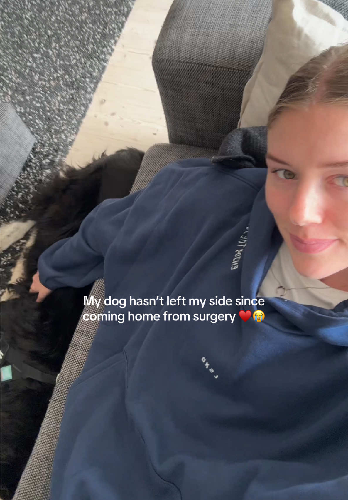 @miaagross