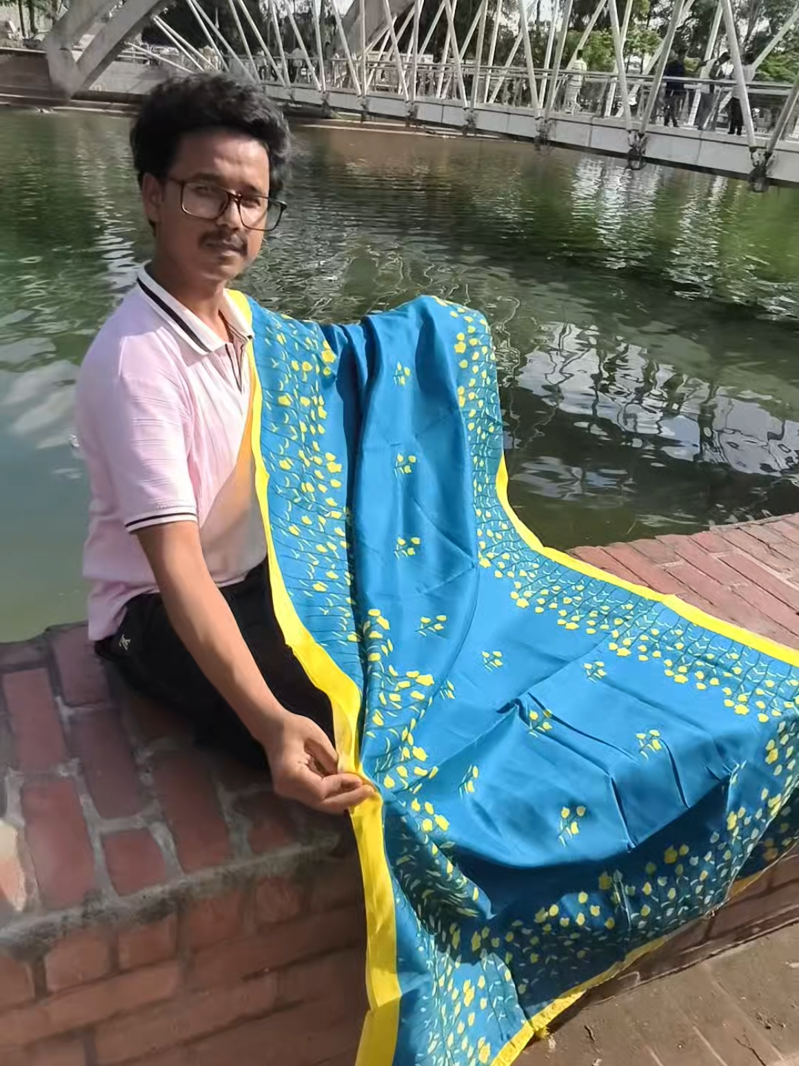 @FemmeZ_SareewaLi_TikTok