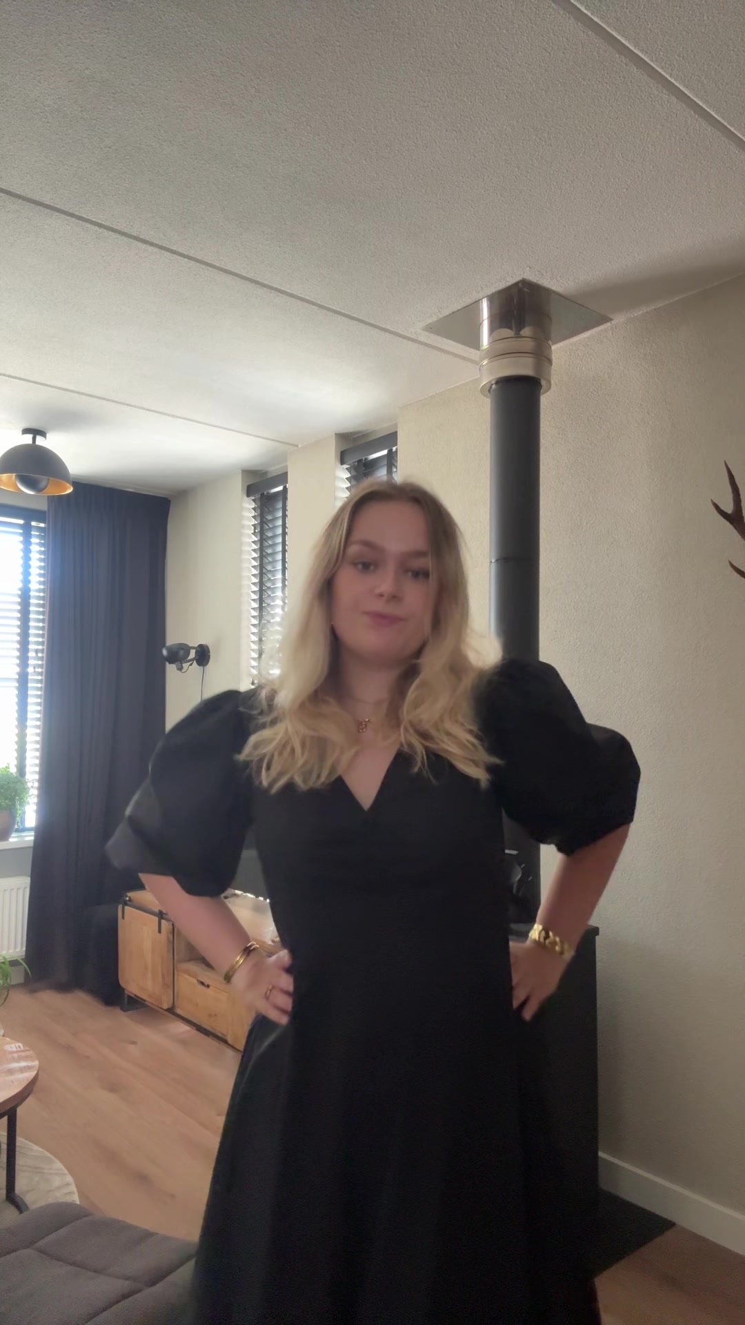 @𝐒𝐨𝐩𝐡𝐢𝐞