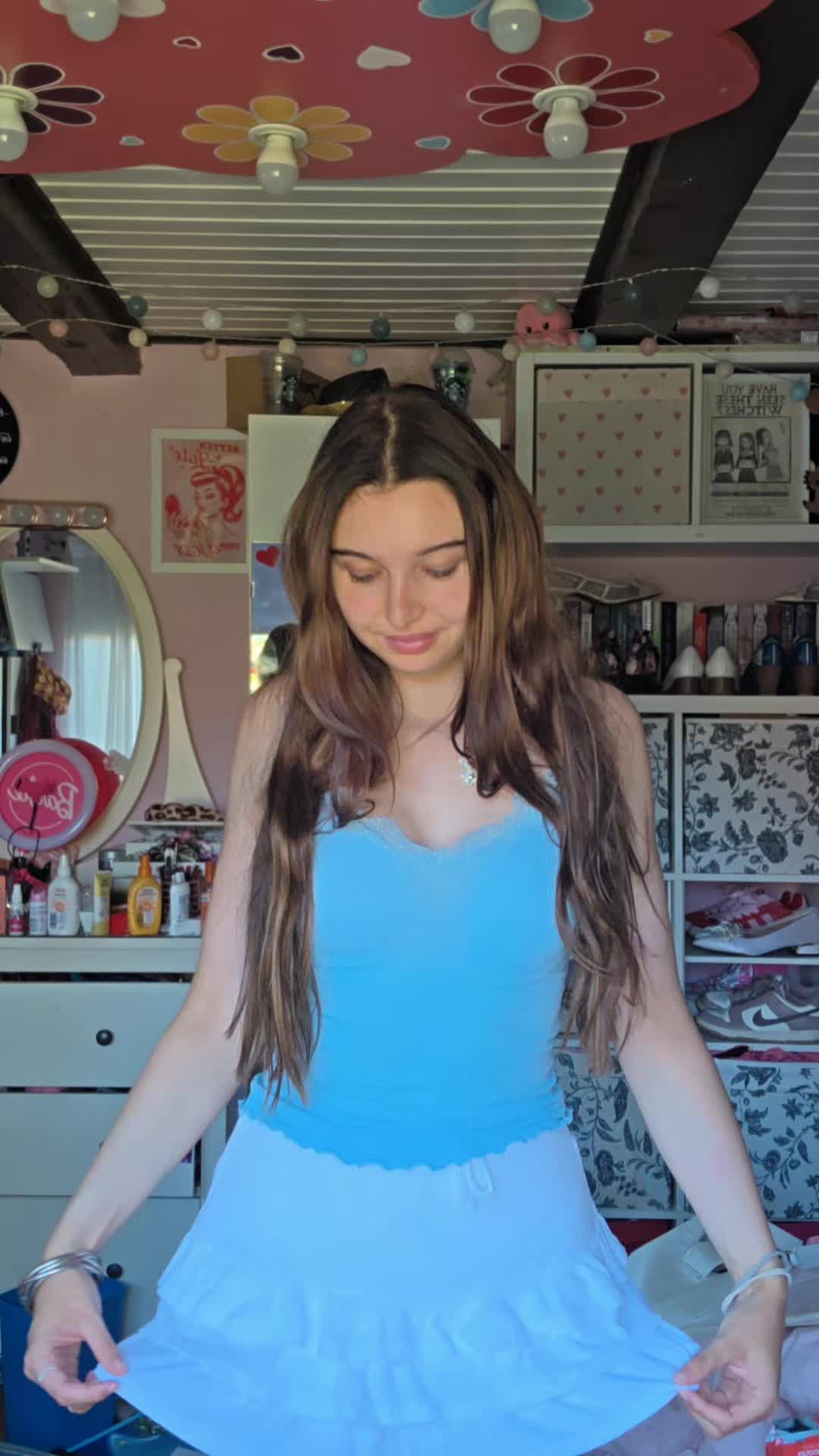 @ANT♡N1A 🎀💘