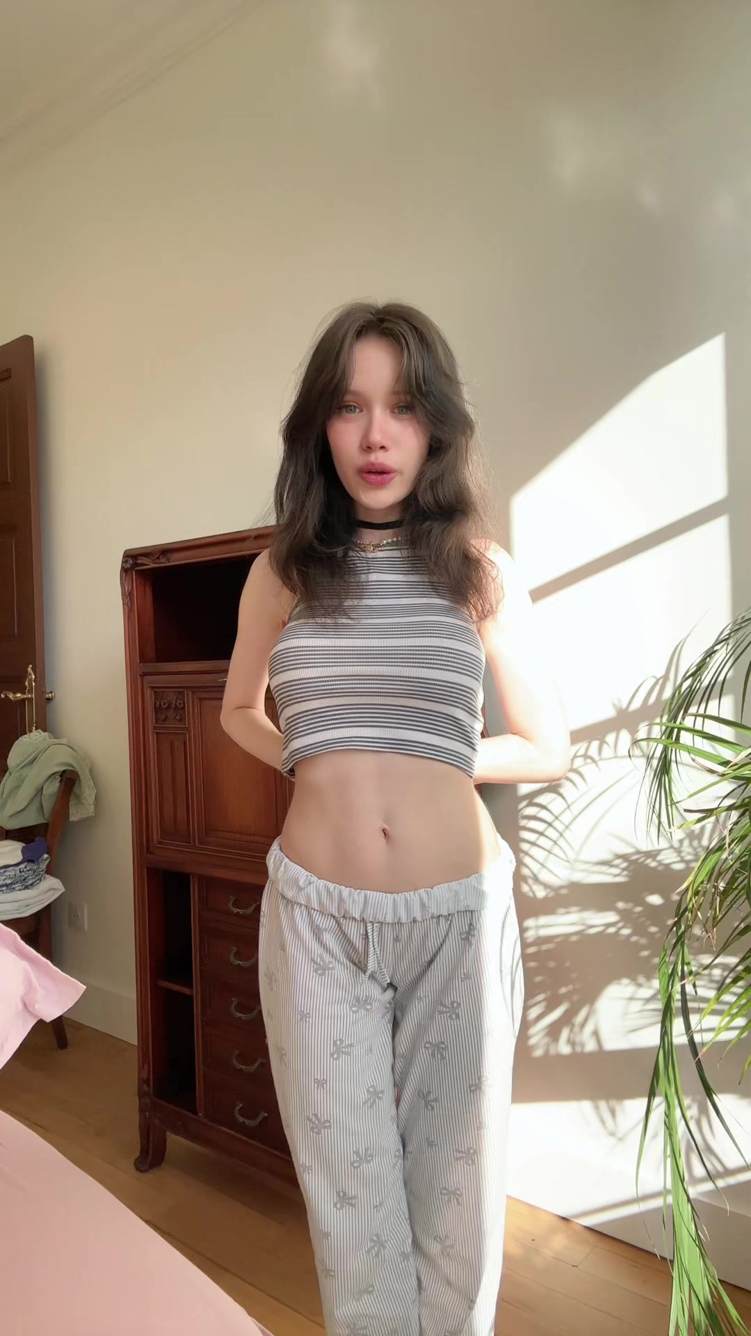 @Charlyne twitch.tv/charlyne