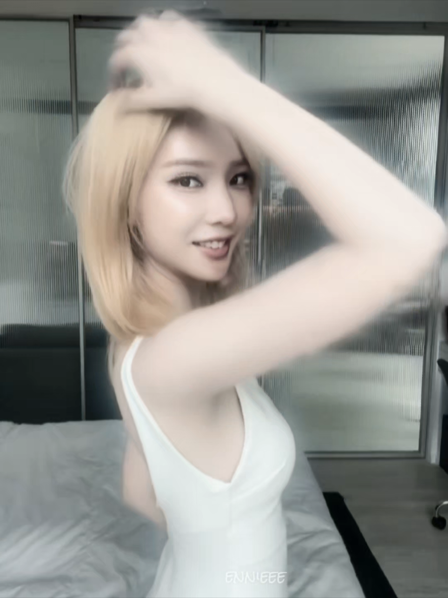 @ennieee