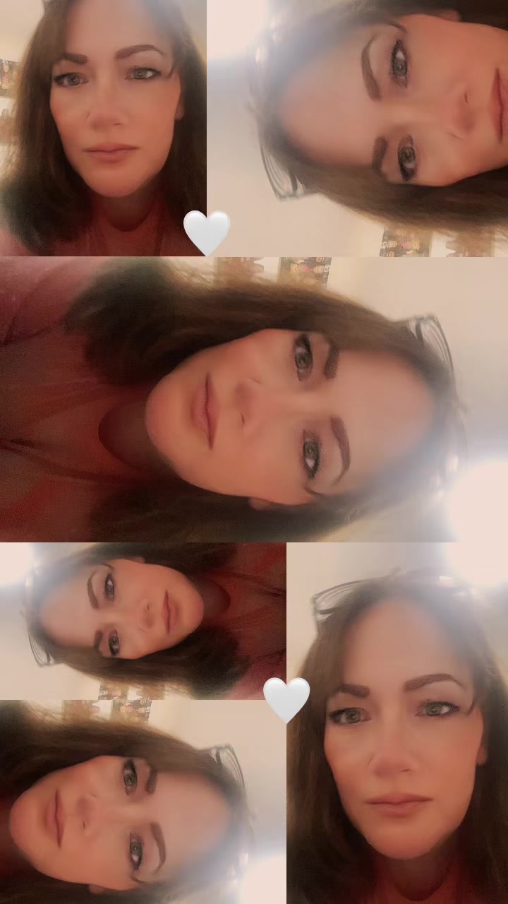 @TheGirlWithOneArm