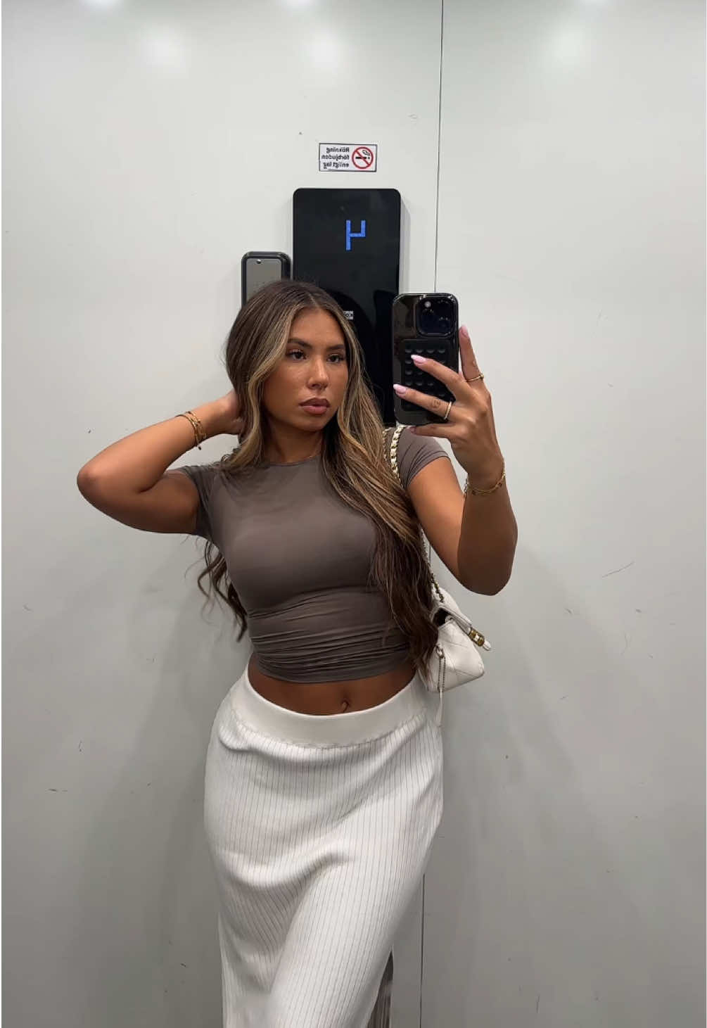 @𝑬𝑬