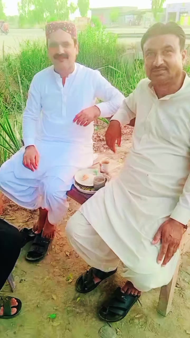 @Muنawar Kaنdhro