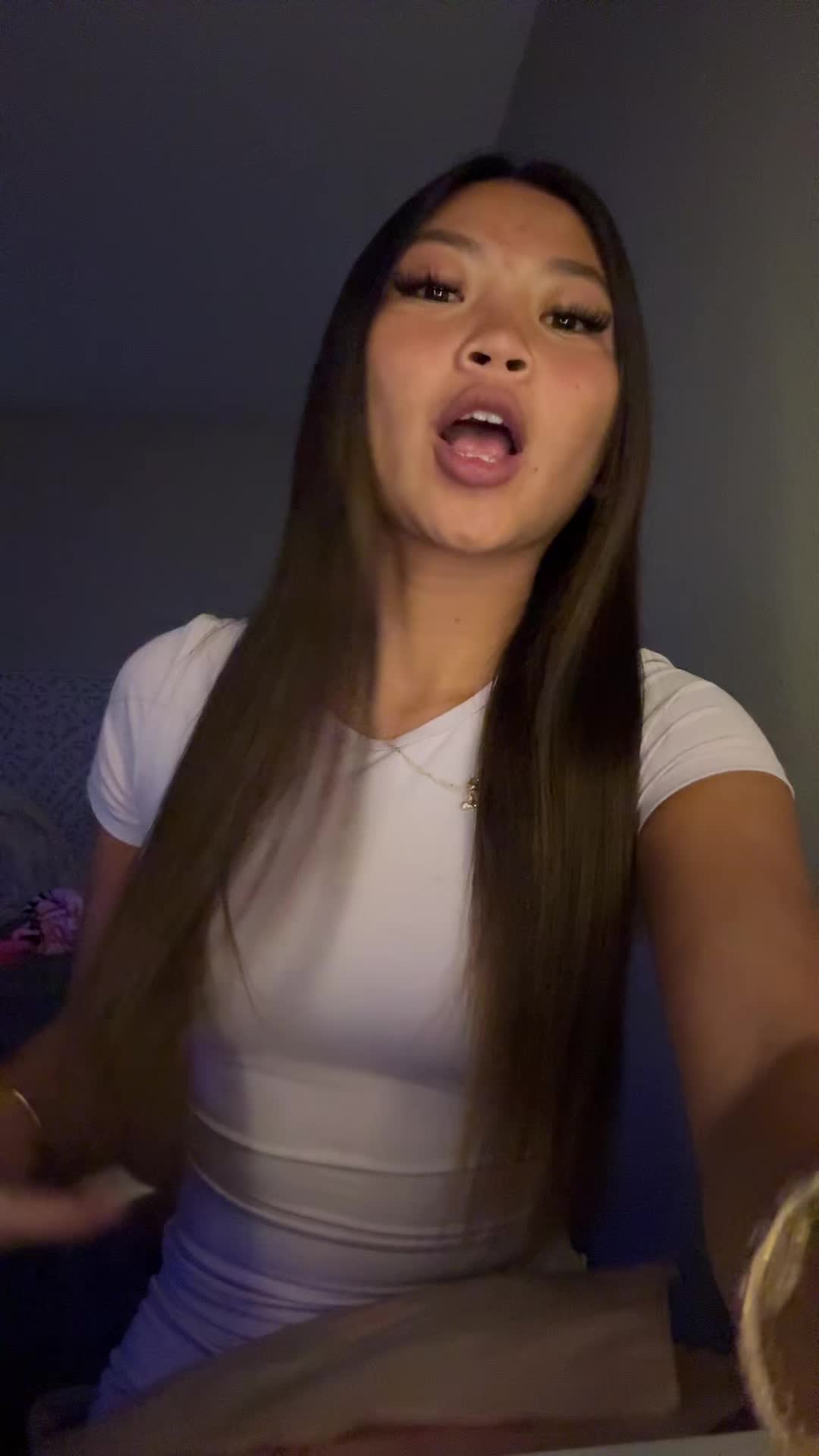@𝒸𝒽𝑒𝓎𝑒𝓃𝓃𝑒 😉