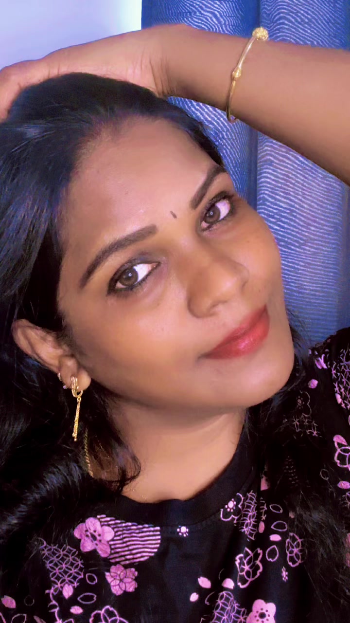 @GaYaThRI❤️ MaNiKAnDaN ❤️🇨🇦☃️