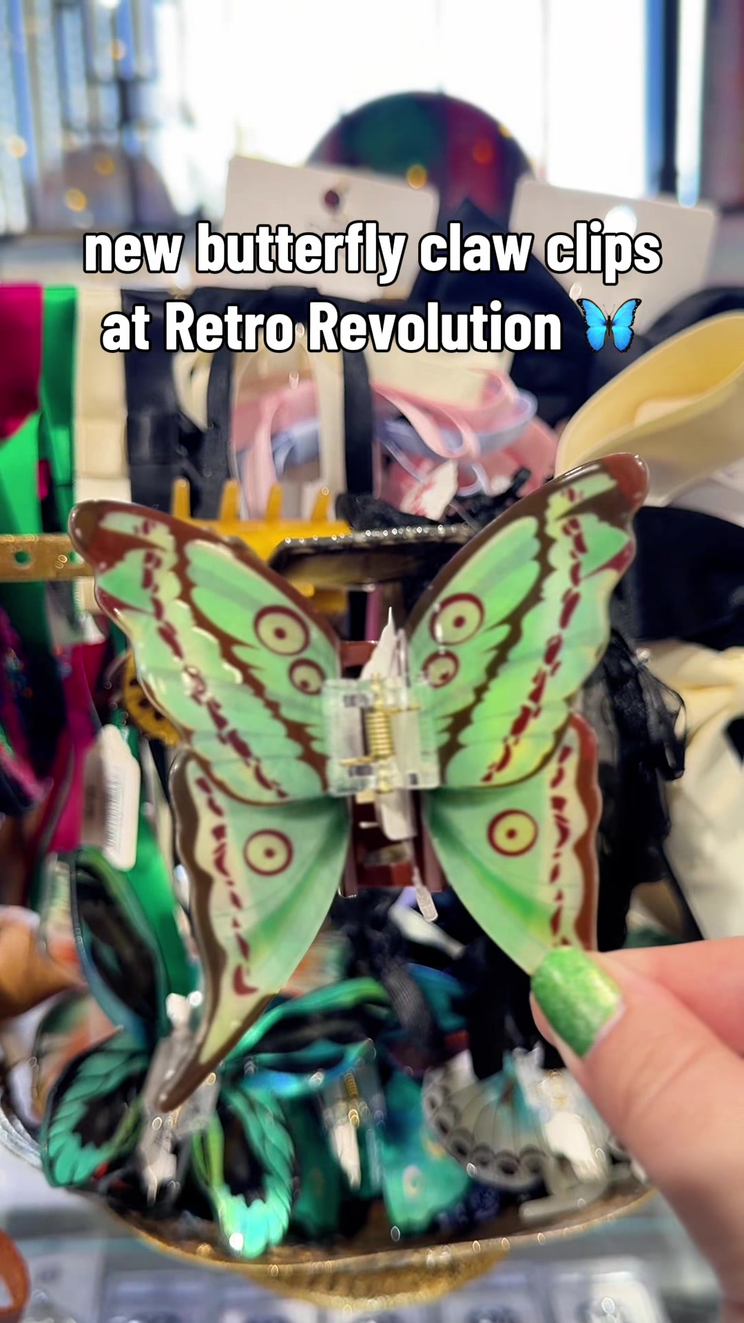 @Retro Revolution