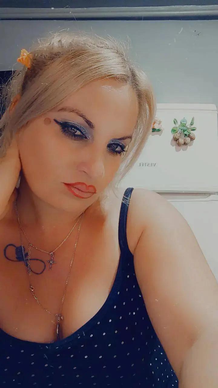 @მაკო