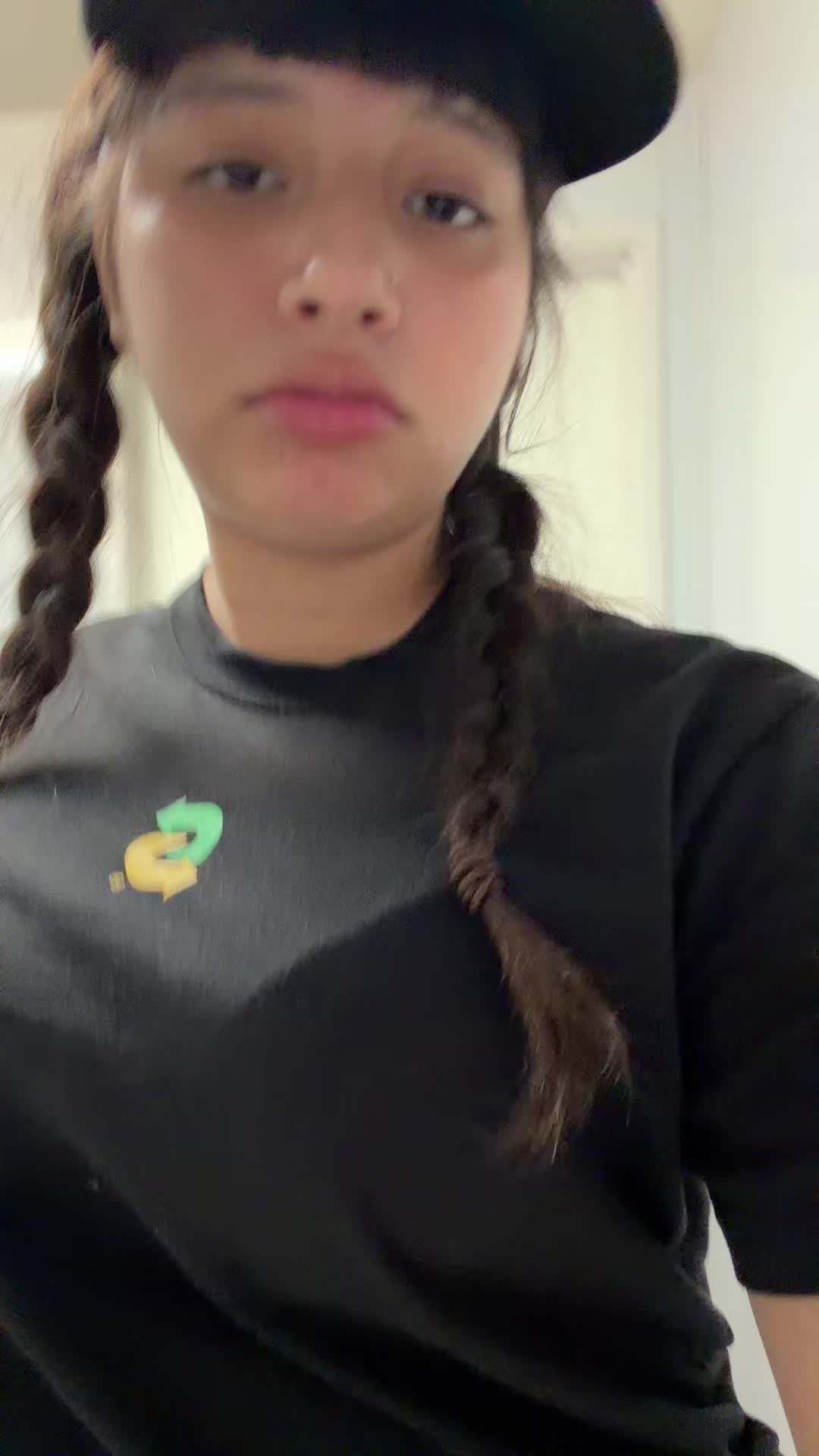 @Ashly_nosoy