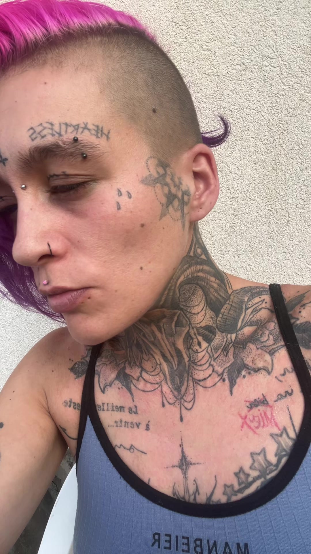 @𝓹𝓾𝓻𝓹𝓵𝓮 𝓮𝔂𝓮𝓼 💜👀