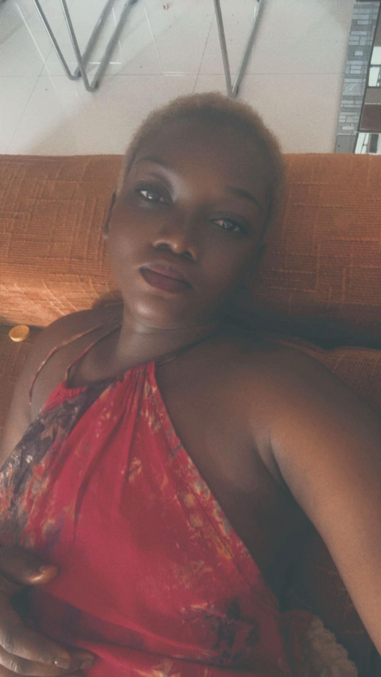 @Hairah 💙🦋🇺🇬🇬🇧