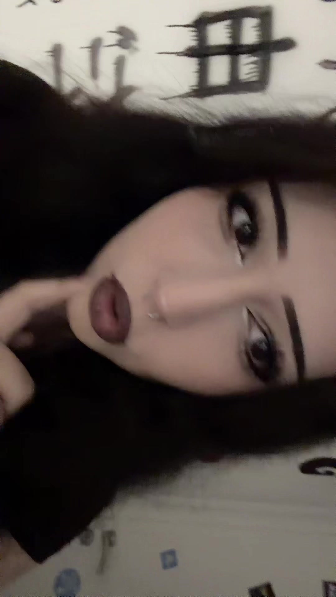 @✠︎ riana ✠︎