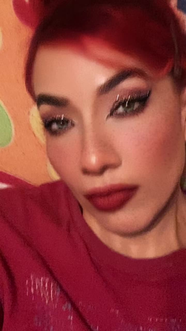@Makeup from red