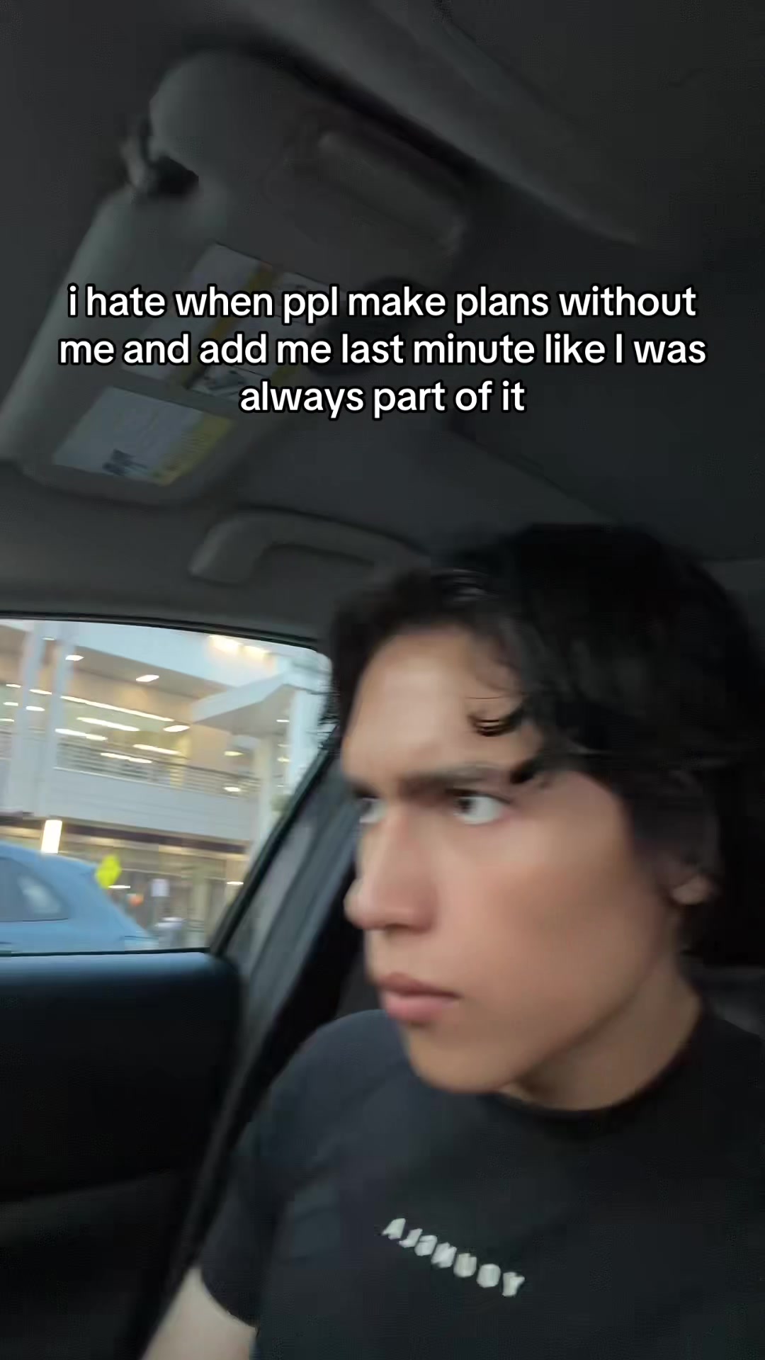 @Chrisg094