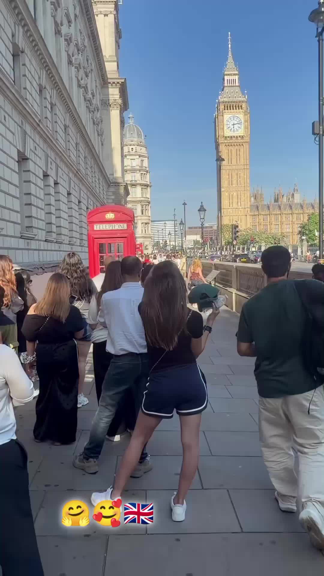 @𝓓𝓪𝓷𝓲𝓪𝓵 𝓚𝓱𝓪𝓷 𝕌𝕂🇬🇧