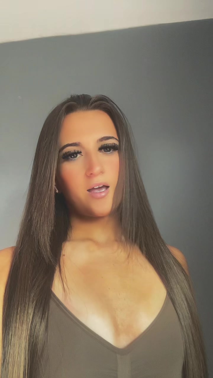 @Caitlin 🫥🦒🦒