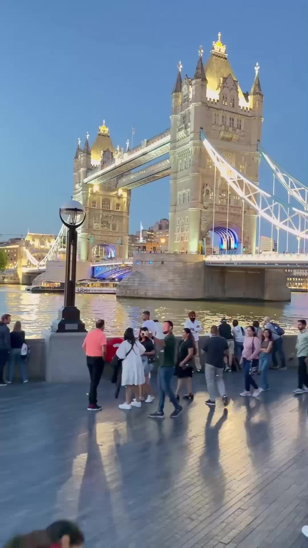 @𝓓𝓪𝓷𝓲𝓪𝓵 𝓚𝓱𝓪𝓷 𝕌𝕂🇬🇧