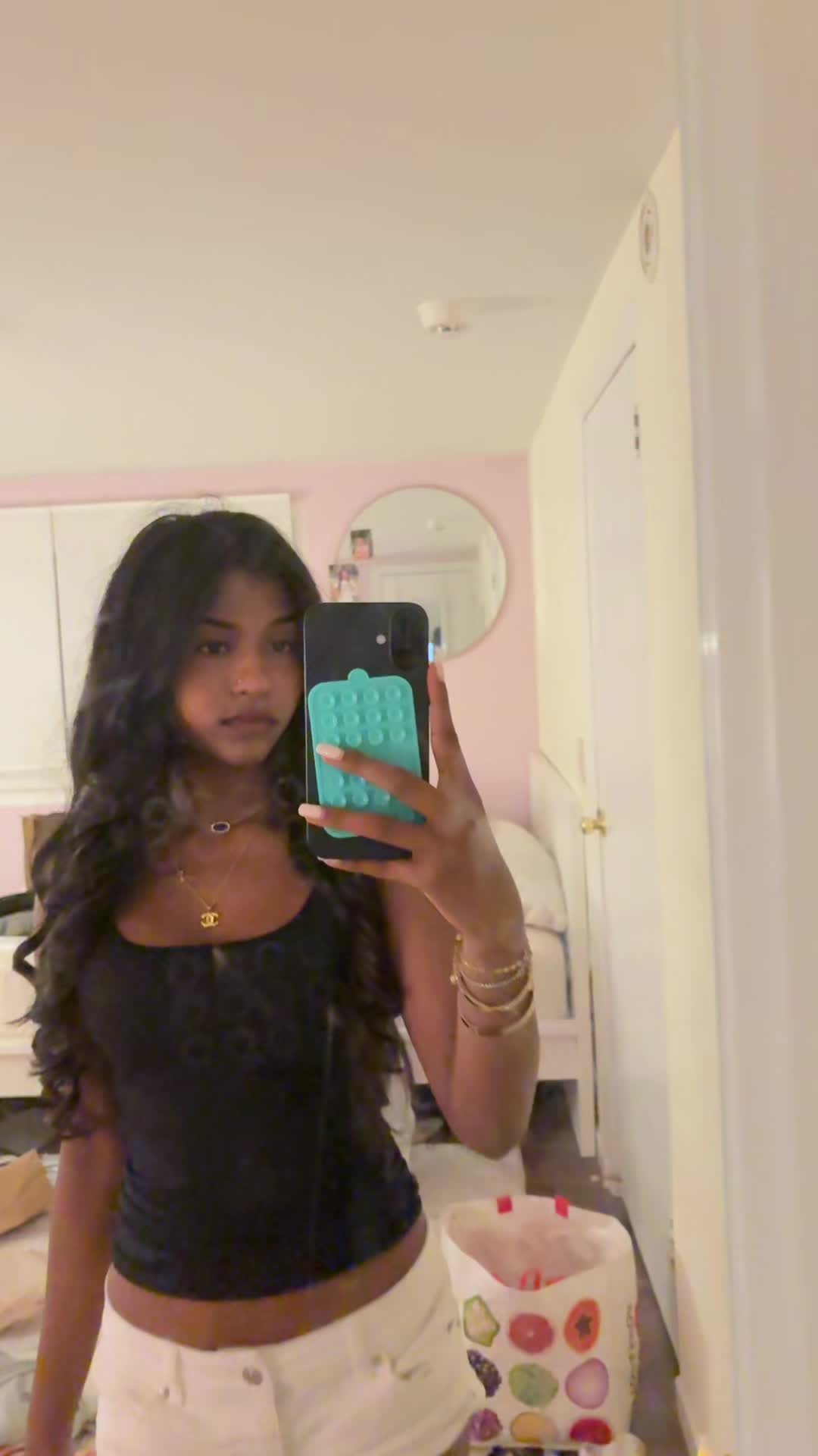 @user367381730