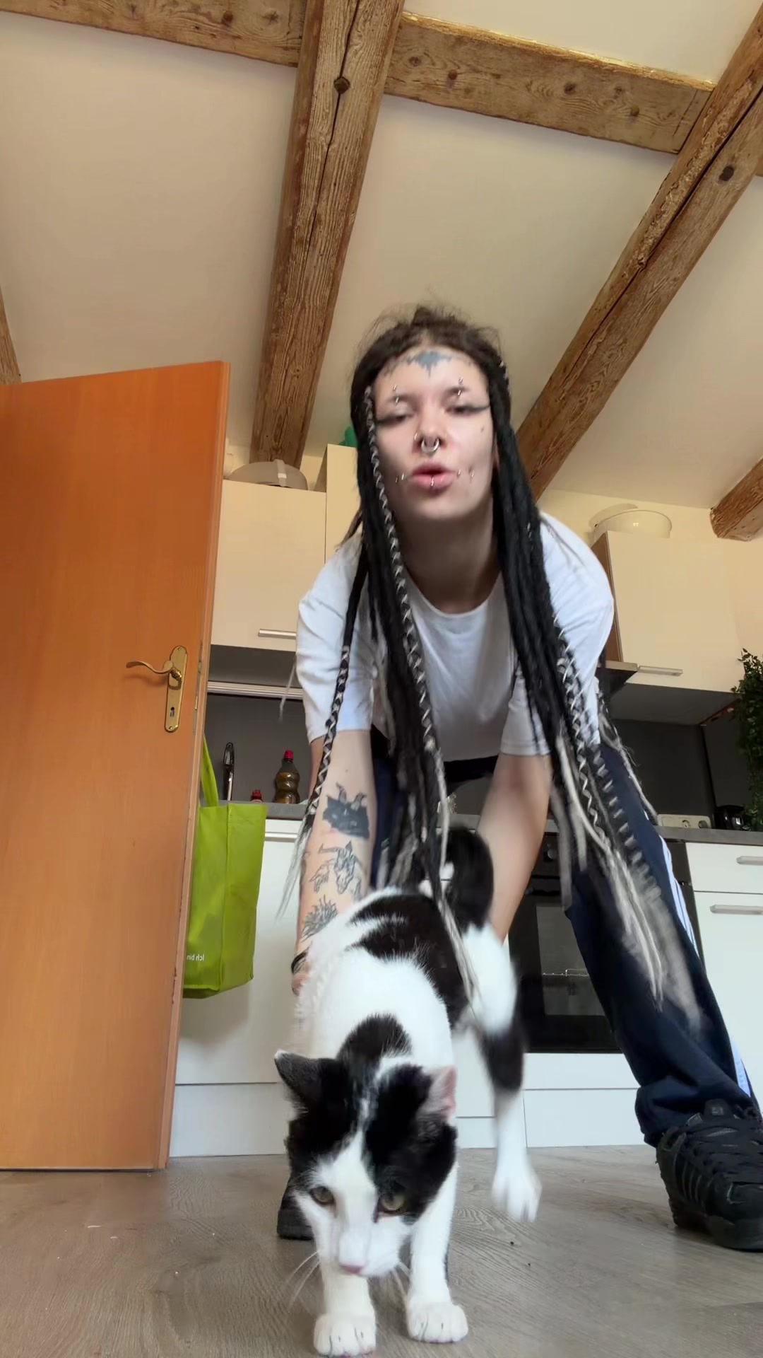 @nessamik2.3