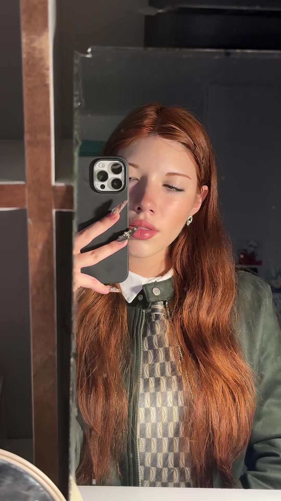 @VICKY ♡