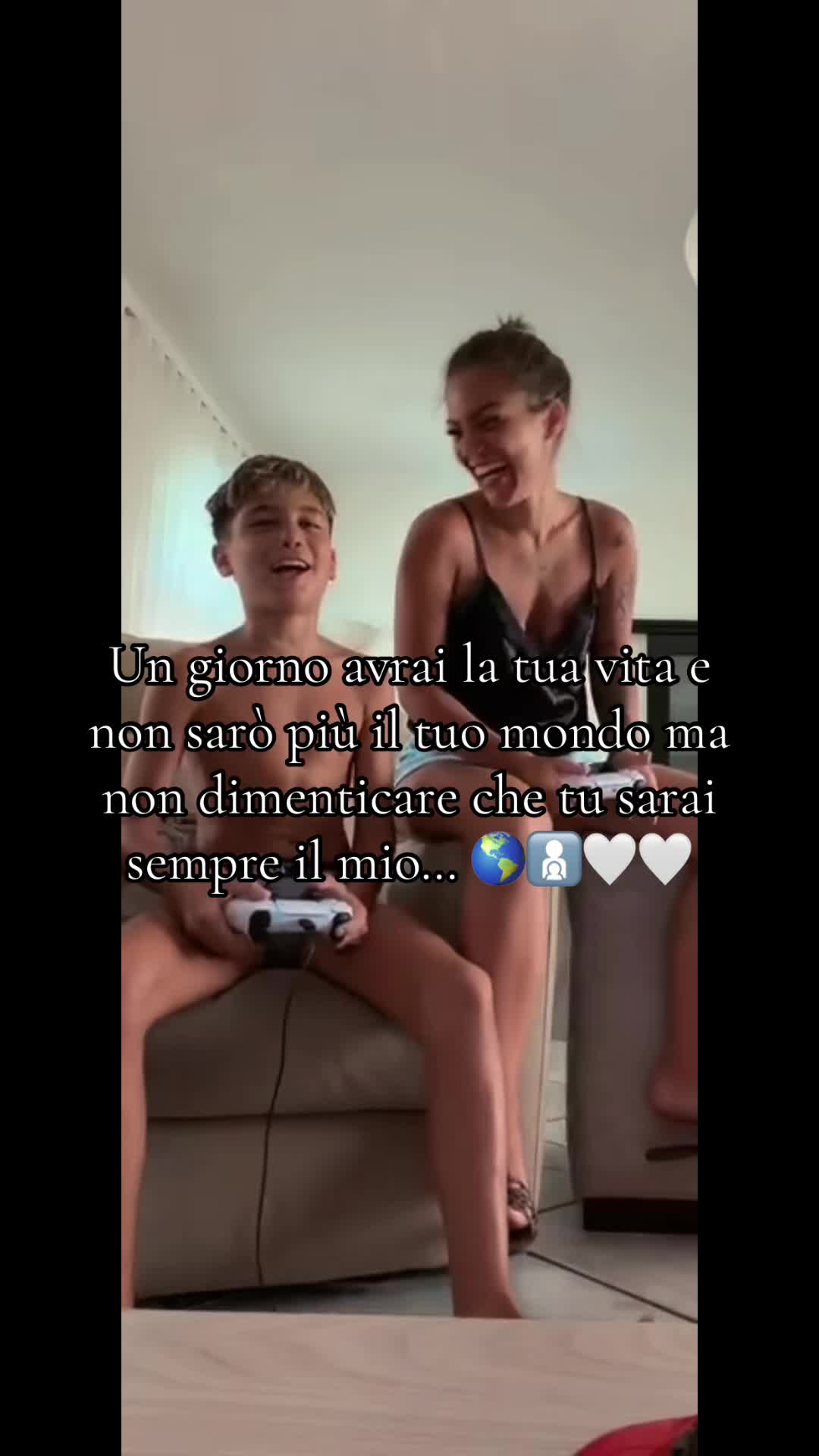 @Paola negro