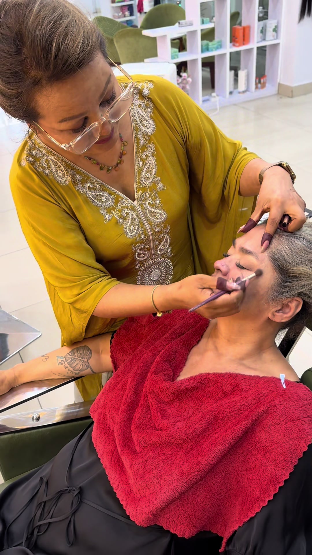 @GurungBeautyParlour,Newroad