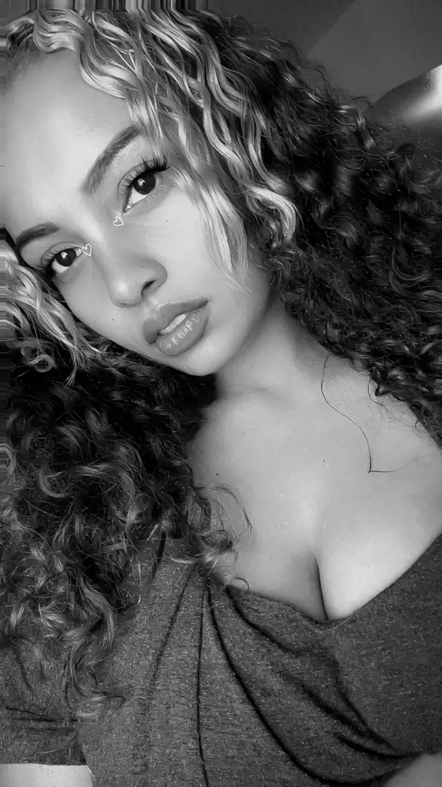 @𝒮𝑒𝓃𝓈𝒾𝓉𝒾𝓋𝑒 𝒮𝑜𝓊𝓁 🥀